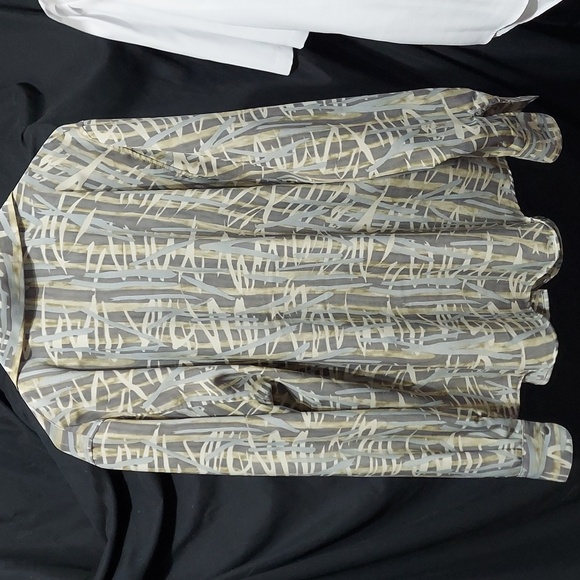 Le Caviar blouse size large (InvW121) - Picture 4 of 5